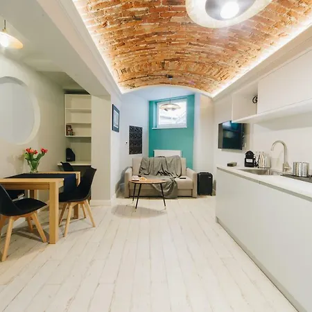 M5 Main Square Stylish One Bedroom-2